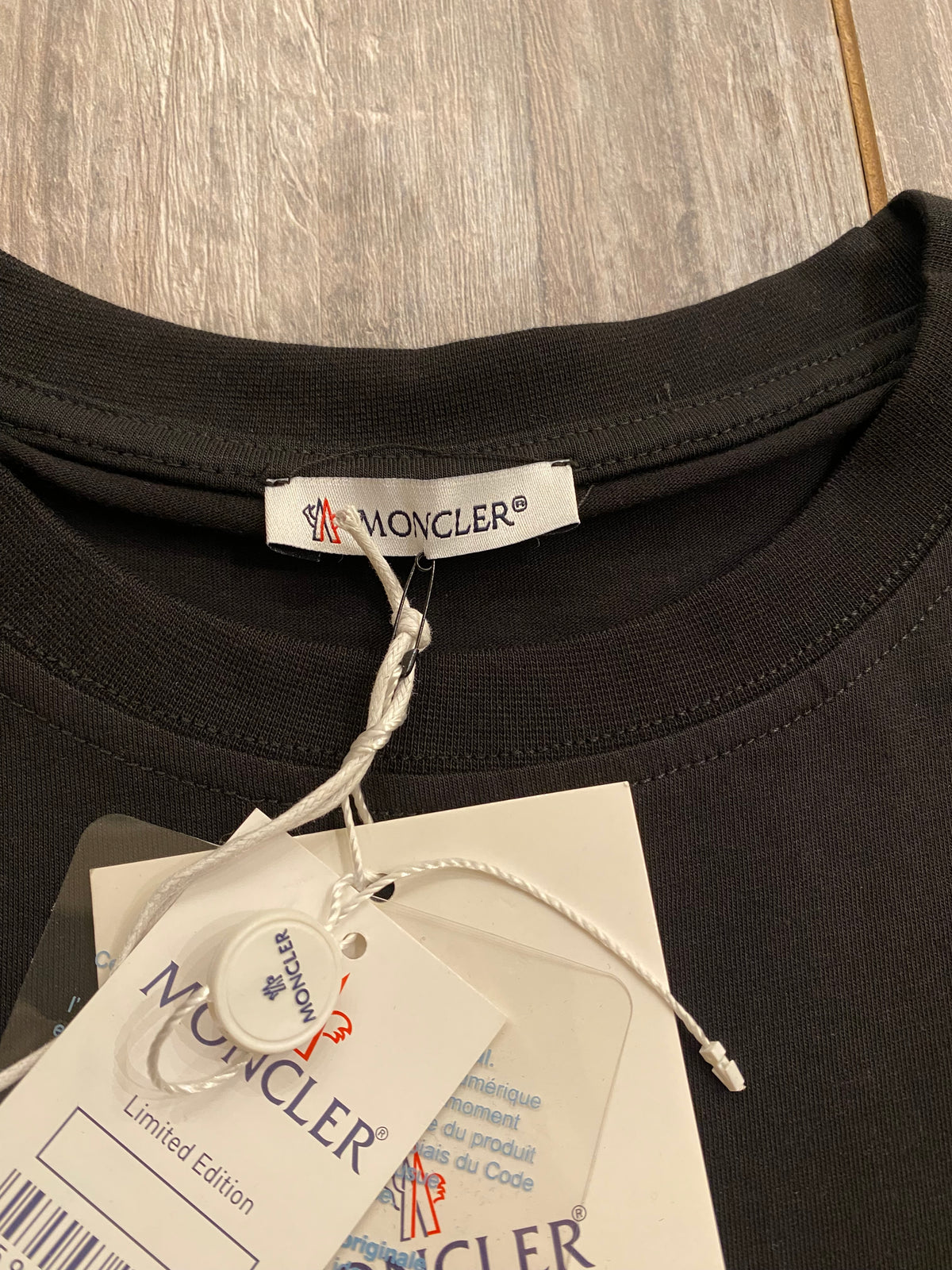 Moncler T-shirt