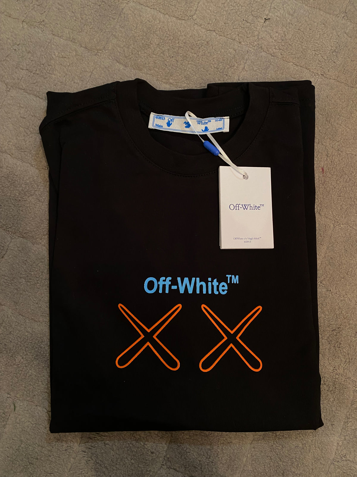Off-White x Kaws T-shirt Μαύρο