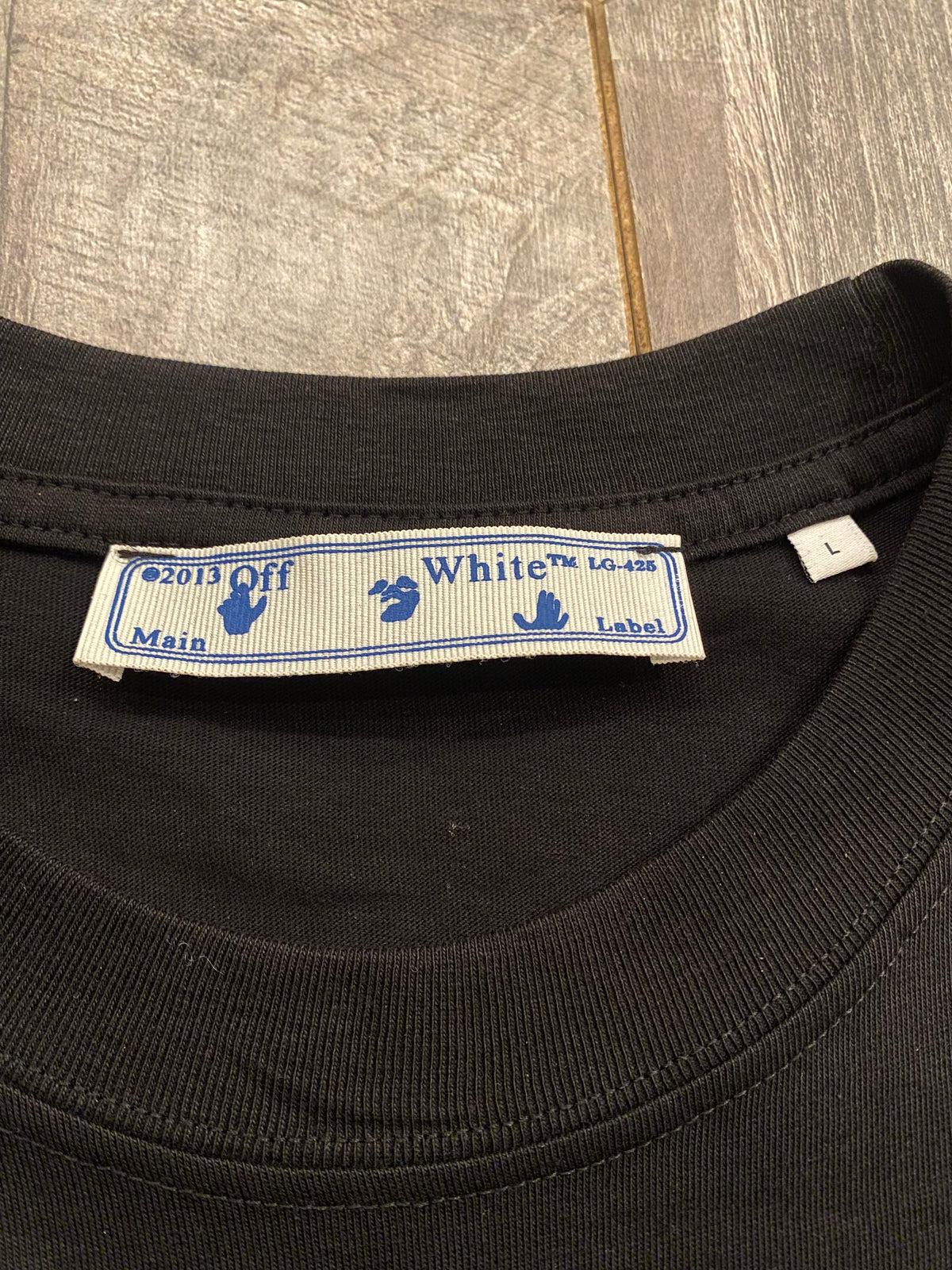 Off-White T-shirt