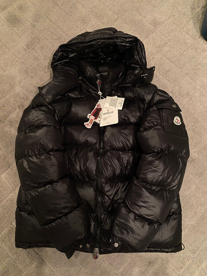Moncler Maya Puffer Jacket Μαύρο